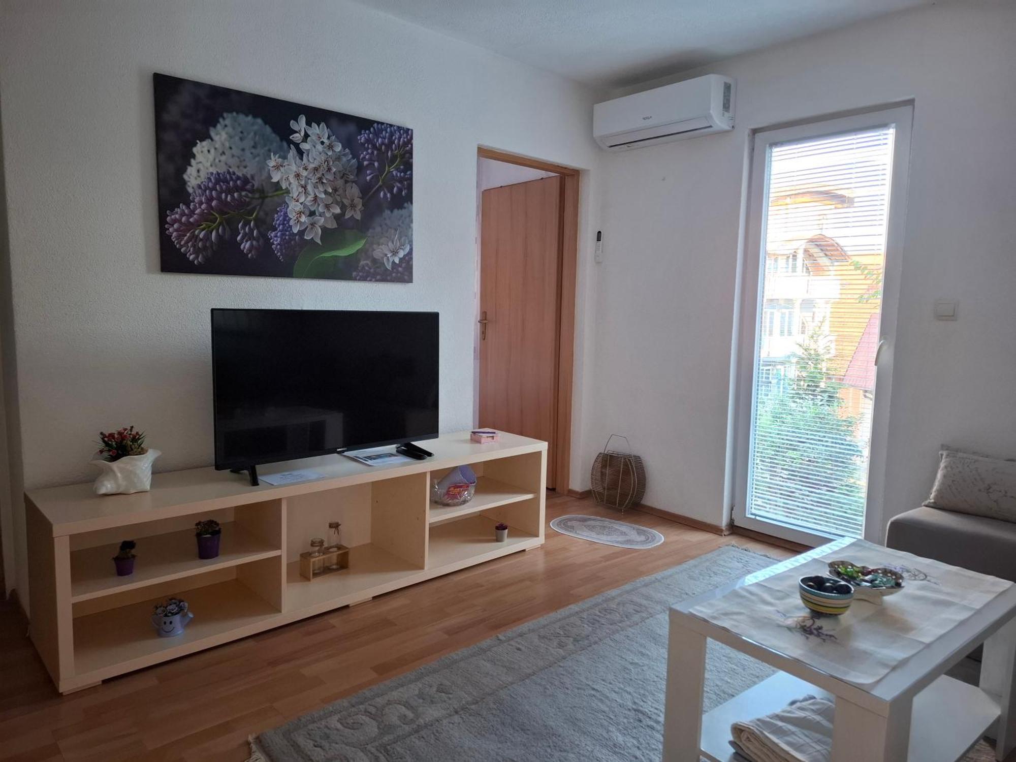 Apartment Lilac
